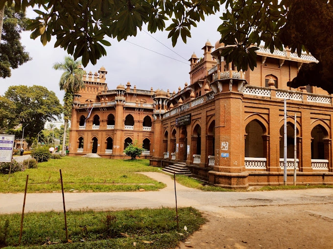 Dhaka University